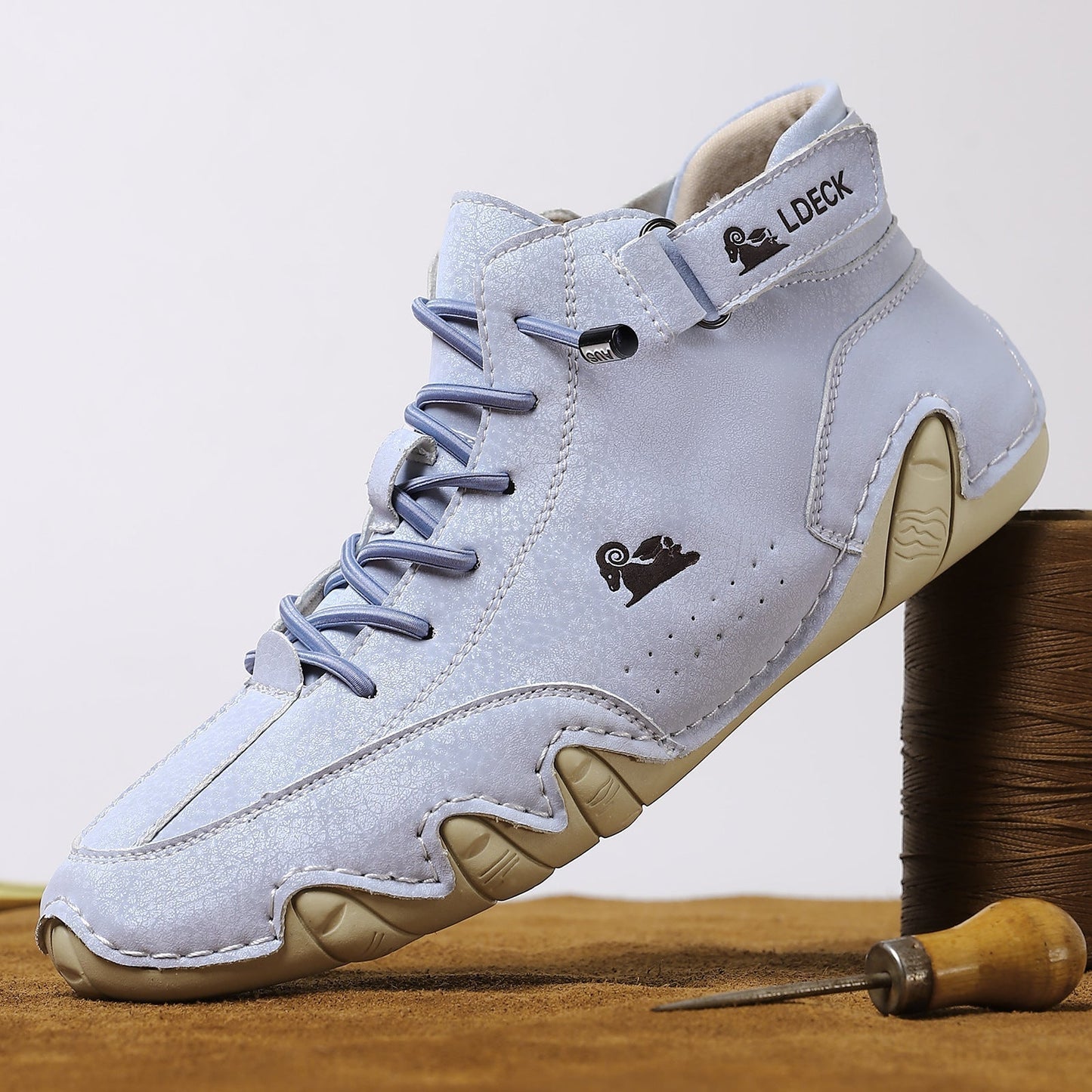 נעלי אנטי-סליפ נוחות במיוחד